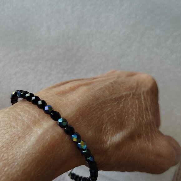 Alex and Ani AB  Swarovski Crystal Beaded Bangle 429 - Picture 2 of 4